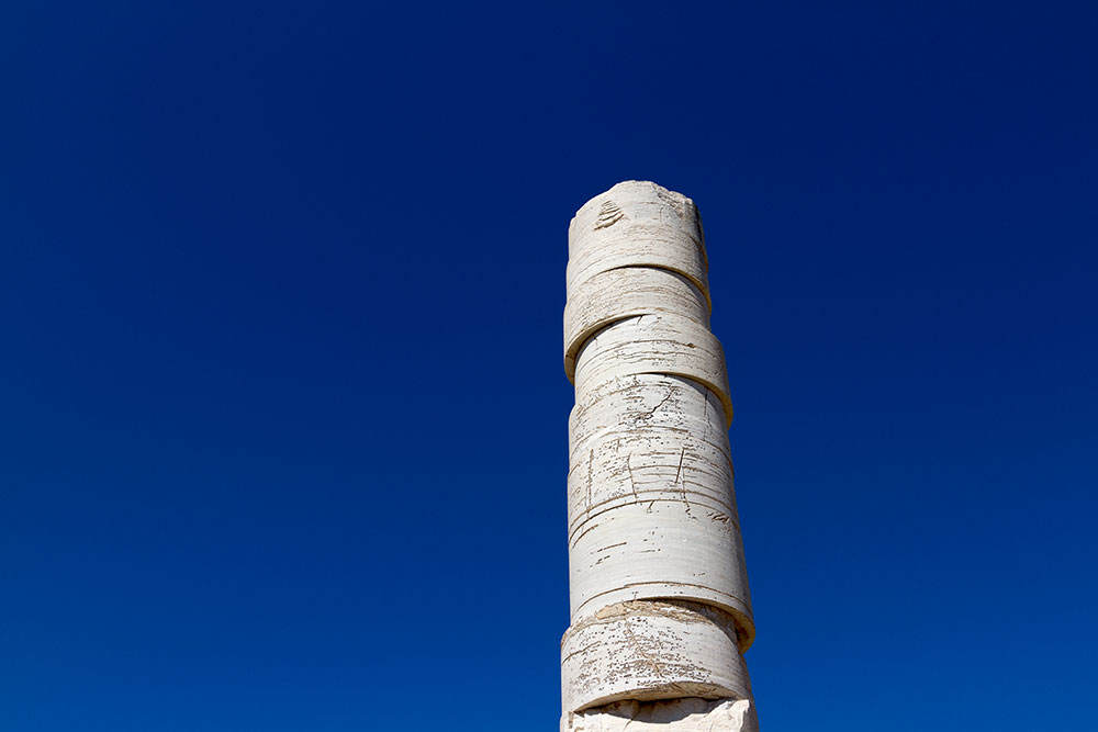 Die letzte ihrer Art: Kolónia Säule auf Samos: - The last of its kind: Colonia Column in Samos